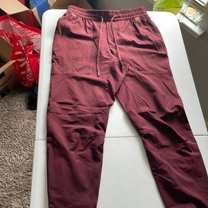 License to Train Jogger, Red Merlot